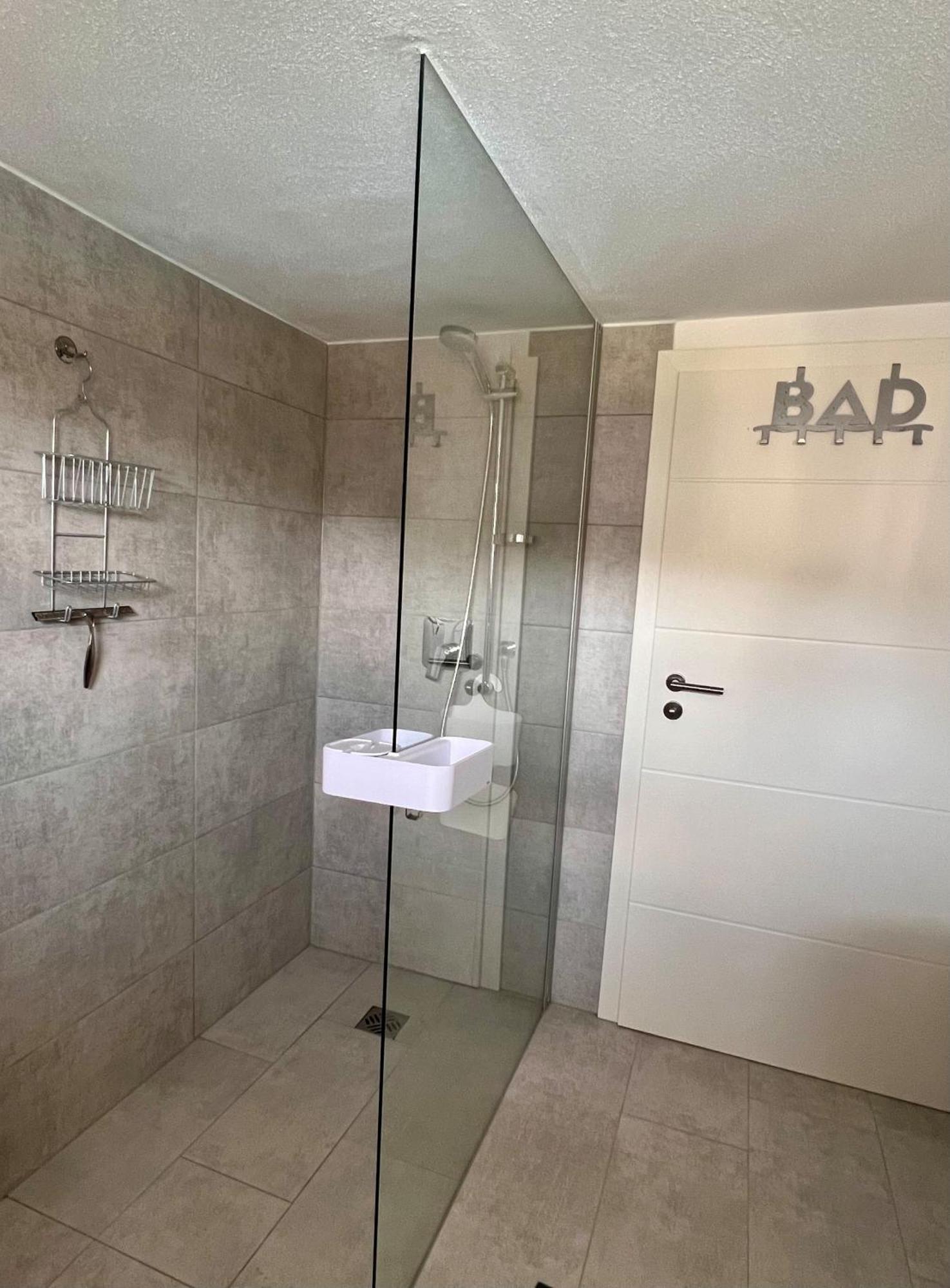 Charmante Einliegerwohnung, 3 Zimmer In Ruhiger Wohnlage, 60Qm, Mit Gemuetlicher Suedterrasse Marburg Екстериор снимка